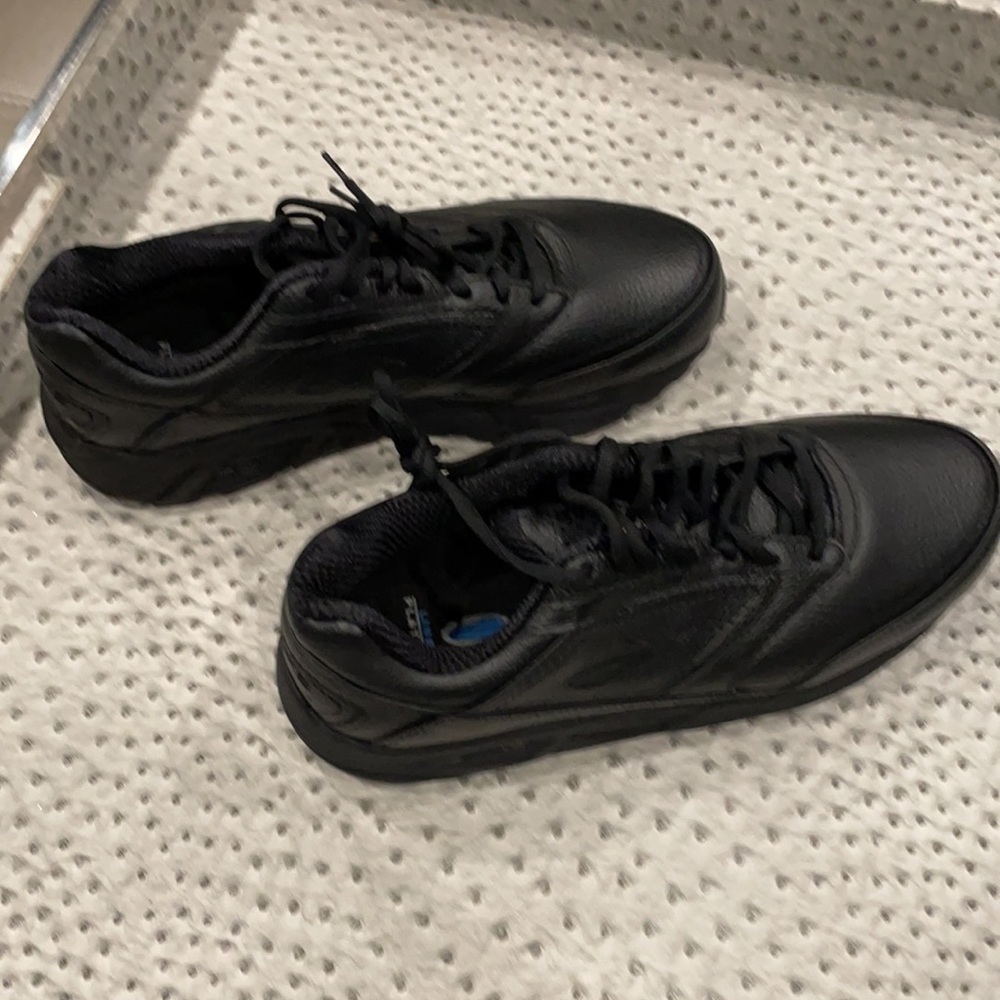 Brooks Addiction Walker, new in box, women’s size 10 2 E, extra wide - Picture 4 of 6